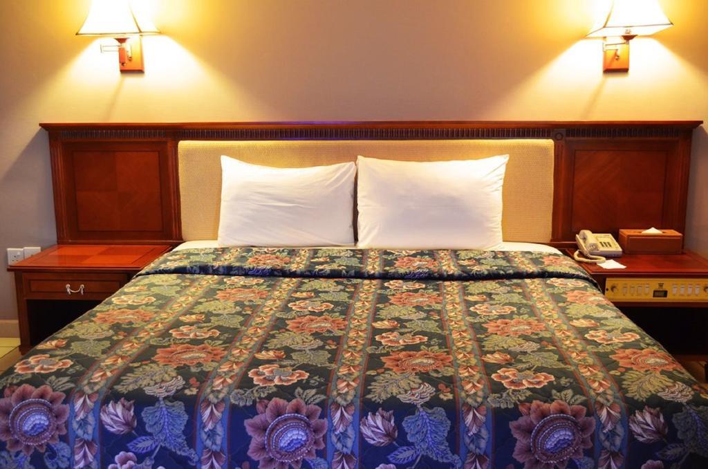 אקרה Mensvic Grand Hotel חדר תמונה