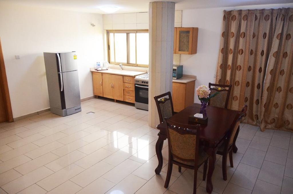 אקרה Mensvic Grand Hotel חדר תמונה