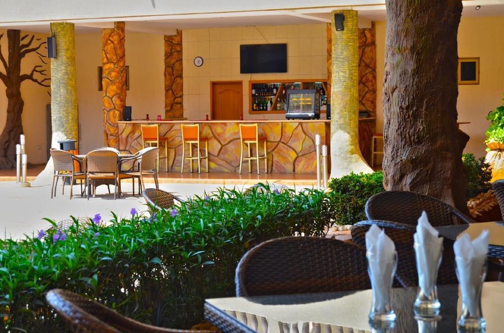 אקרה Mensvic Grand Hotel מראה חיצוני תמונה