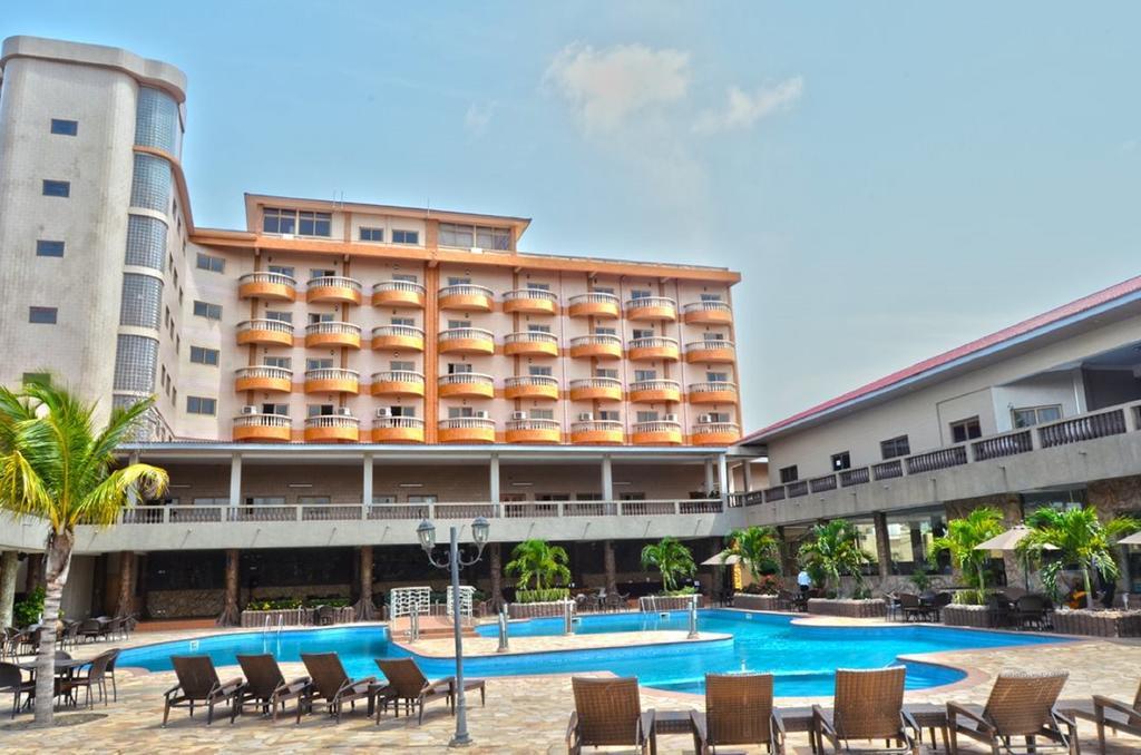 אקרה Mensvic Grand Hotel מראה חיצוני תמונה